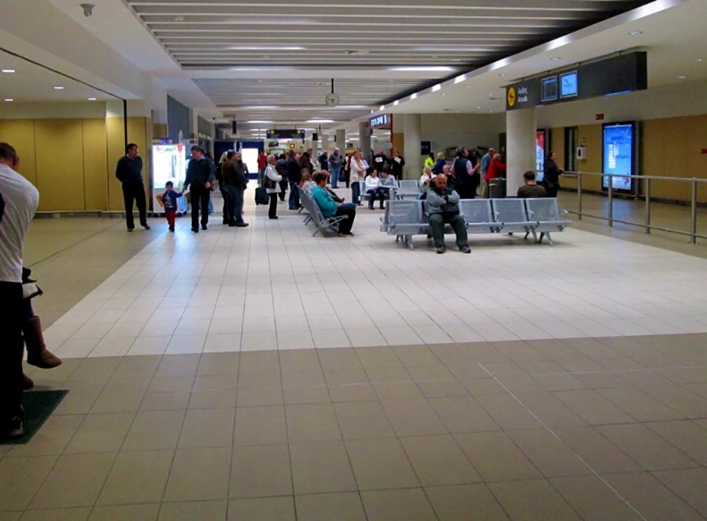 Paphos Baf International Airport 3.jpg