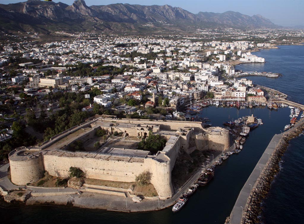 Girne Kalesi.jpg