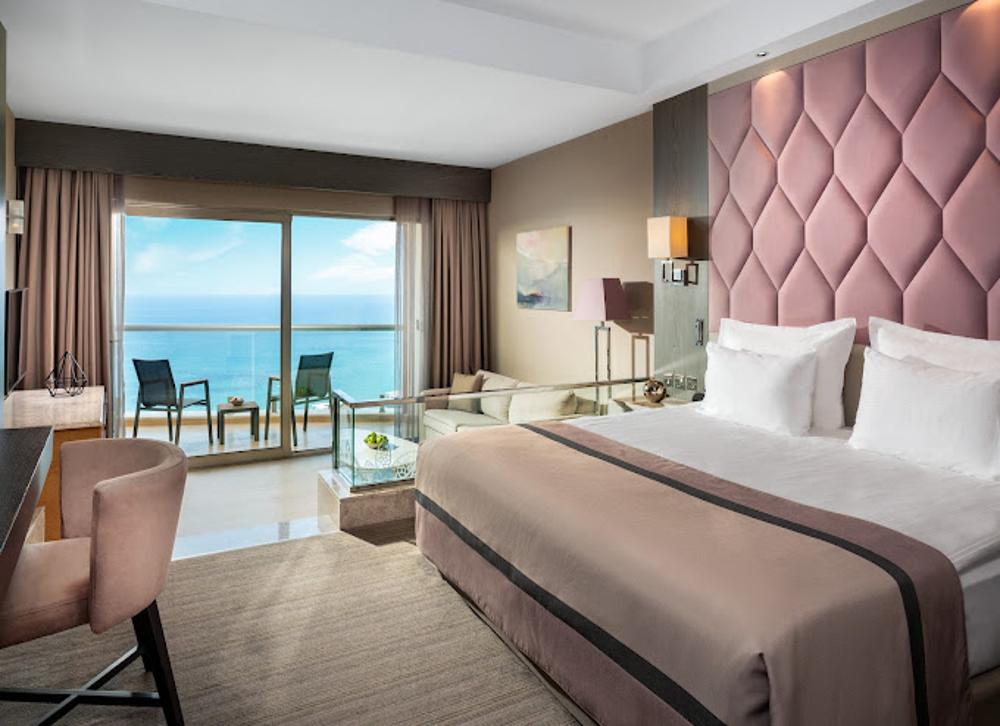 Elexus Hotel Resort Casino