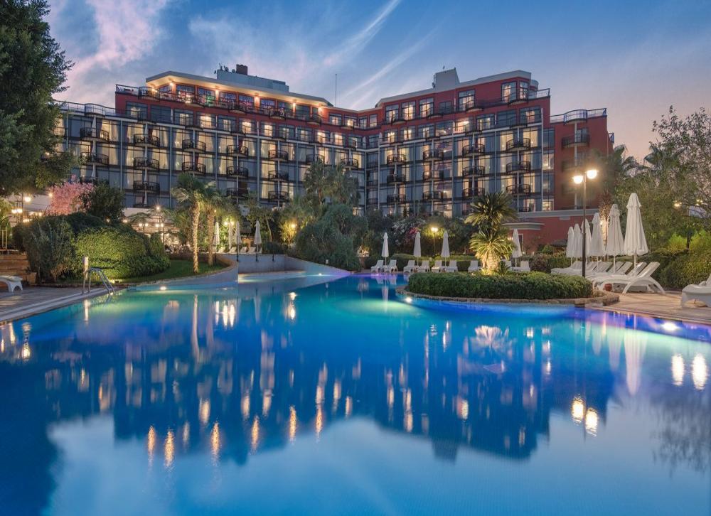 Merit Crystal Cove Hotel Casino