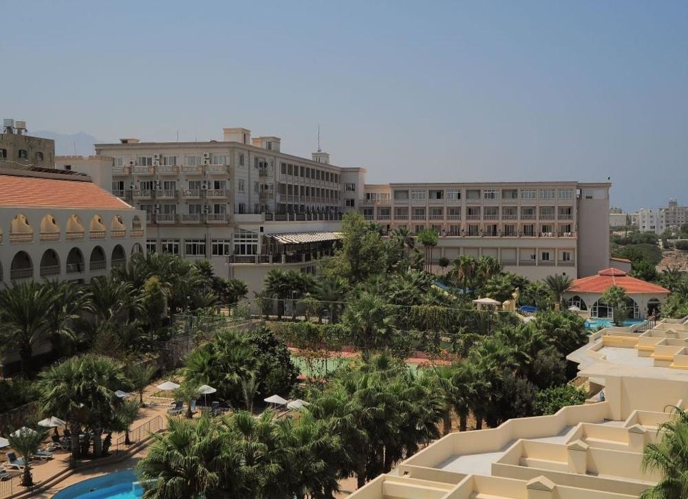 Oscar Resort Hotel