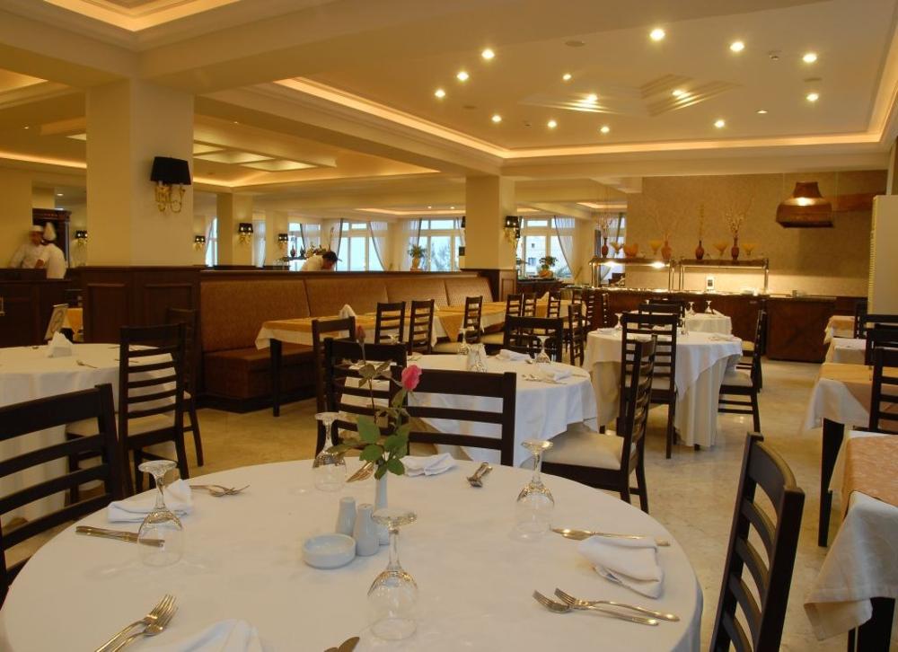 Oscar Resort Hotel