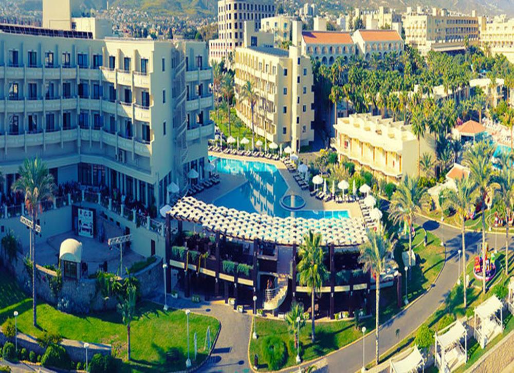 Vuni Palace Hotel & Casino